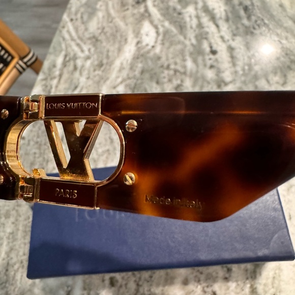 Louis Vuitton Acetate LV Link Square Sunglasses Z1479W Dark Tortoise - Picture 9 of 10
